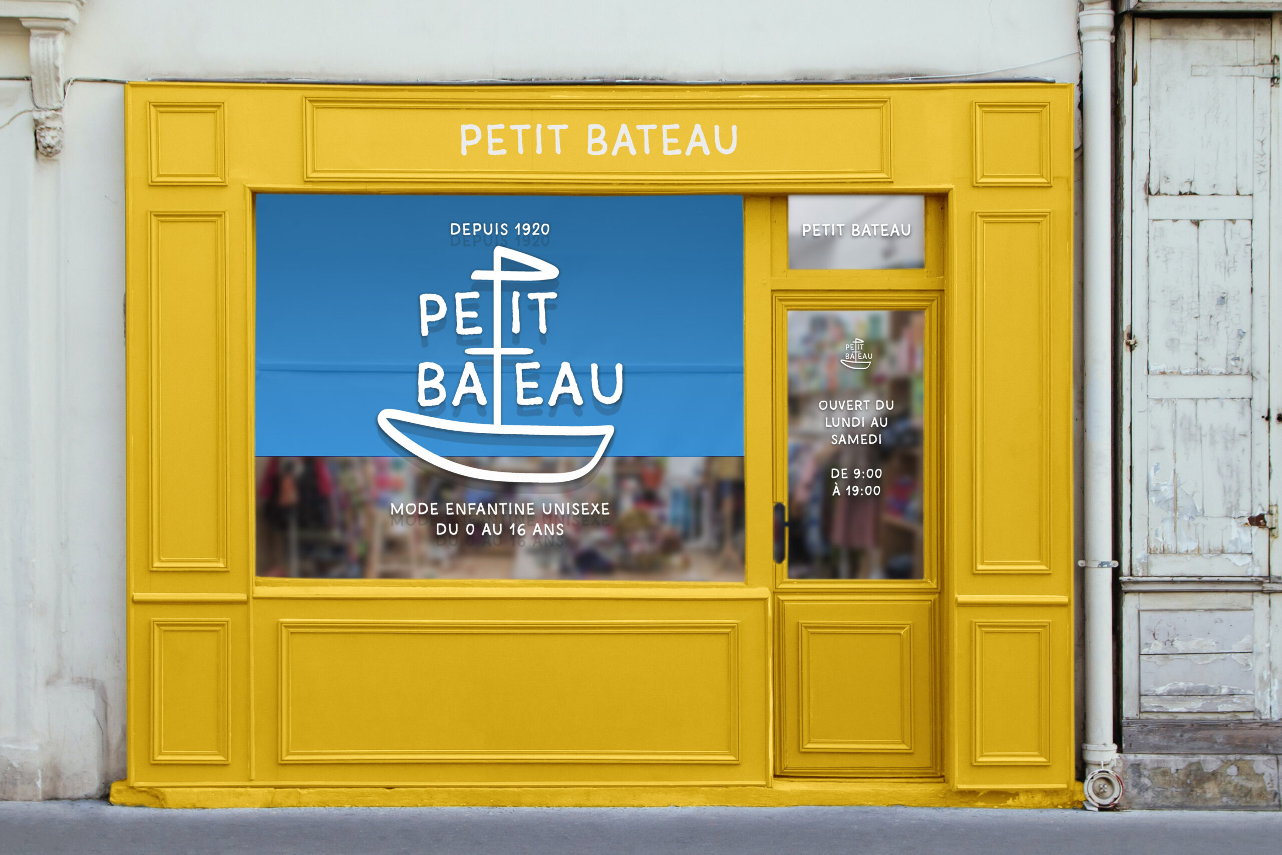 Free-Retail-Storefront-Mockup